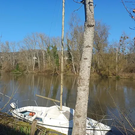 Hébergement de vacances Maison Au Bord De L'eau Poses