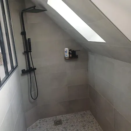 Maison En Bord De Seine Poses